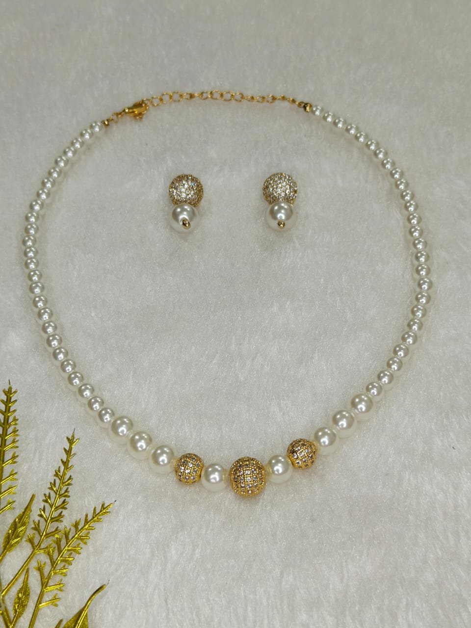 Pearl Luxe Necklace Set
